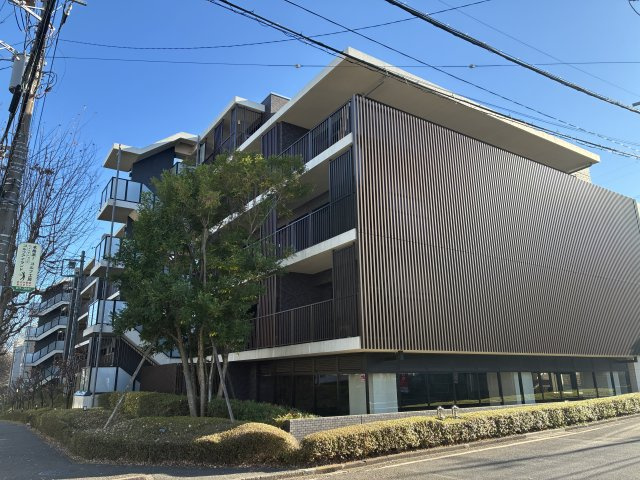 ドレッセあざみ野ガーデンズの外観