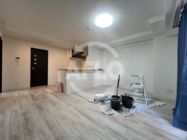 ボンジュール築港　築港小学校の居間・リビング|ボンジュール築港　リビング