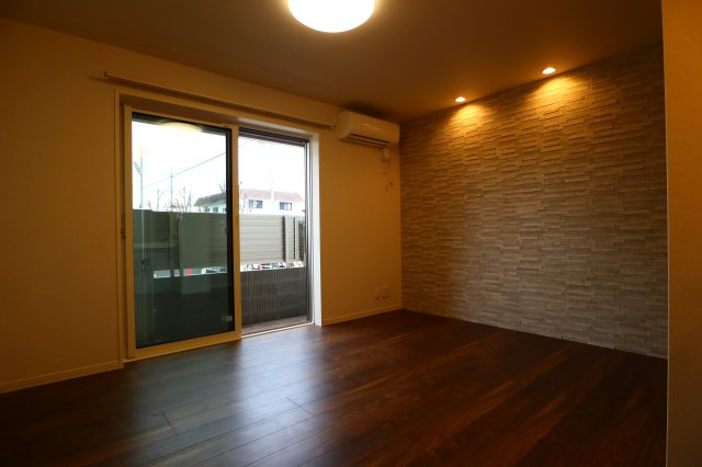 ＳｈａＭａｉｓｏｎ　Ｇｒａｎｄｅ　北郡山（シャーメゾン　グランデの居間・リビング