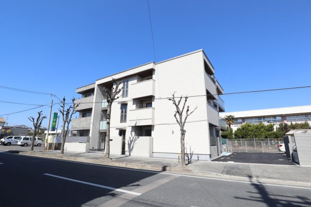 ＳｈａＭａｉｓｏｎ　Ｇｒａｎｄｅ　北郡山（シャーメゾン　グランデの外観