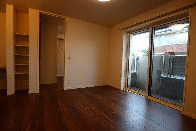 ＳｈａＭａｉｓｏｎ　Ｇｒａｎｄｅ　北郡山（シャーメゾン　グランデの洋室