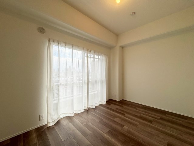 近鉄淀川リバーサイドの洋室|使い勝手のいい洋室です