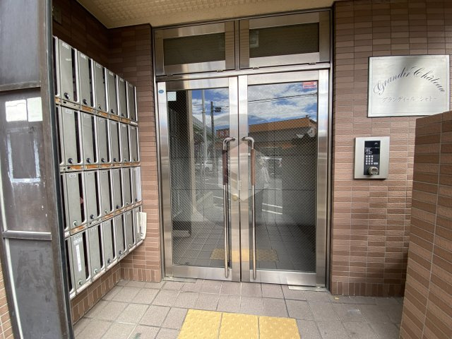 グランディールシャトーのエントランス