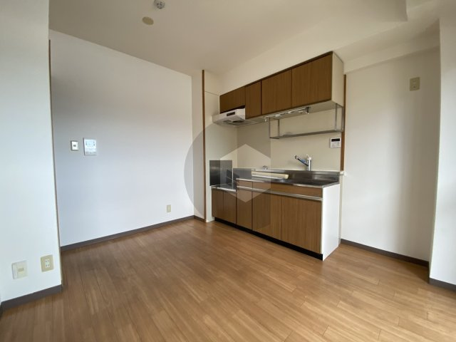 グランディールシャトーの居間・リビング