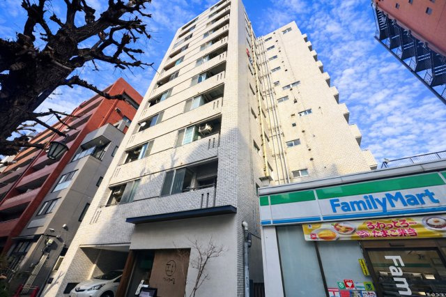 モンテベルデ六義園の外観|静かな存在感を放つ外観が、上質な暮らしの舞台を予感させます。