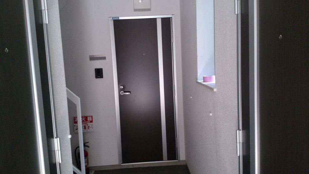 シャンテ大塚の玄関