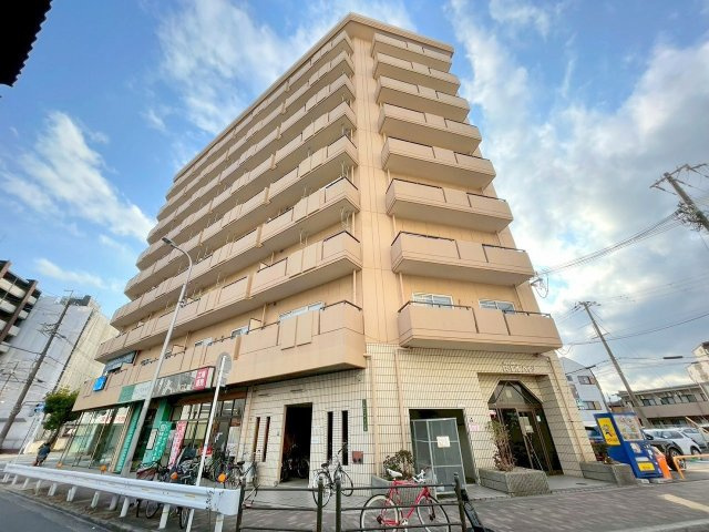 ローレルハイツの外観