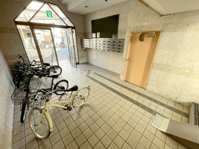 ローレルハイツのエントランス