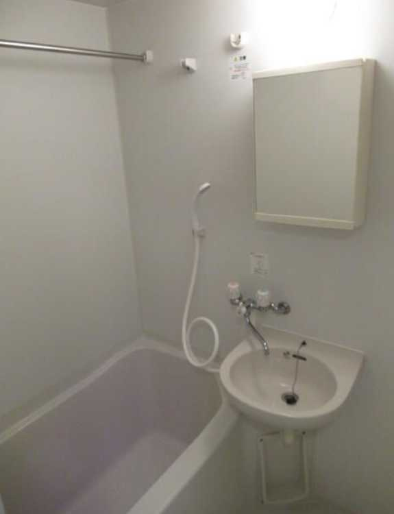 ヴェルト三軒茶屋Ⅱ　駅近　礼金０　分譲賃貸の浴室