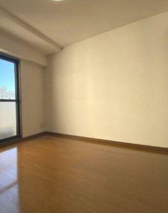 フローラルハイツの寝室