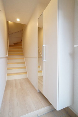 【玄関】 | アルベロ | 玄関