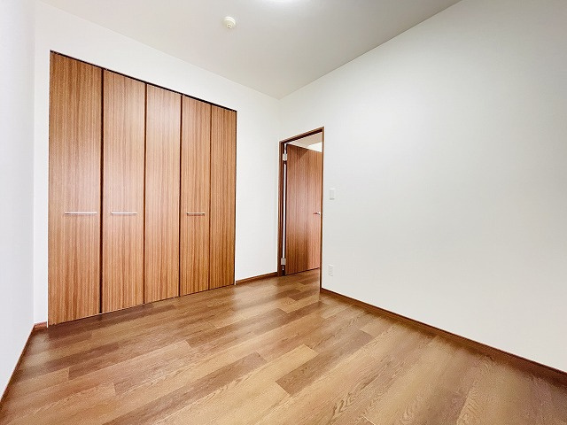 【洋室】 | アンピール空港南