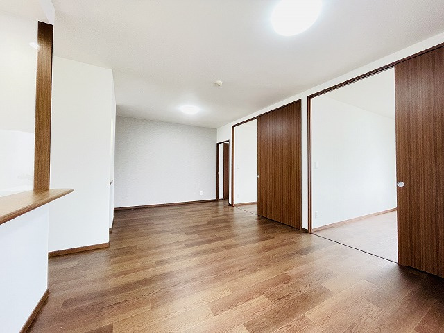 【居間・リビング】 | アンピール空港南