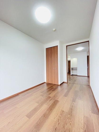 【洋室】 | アンピール空港南