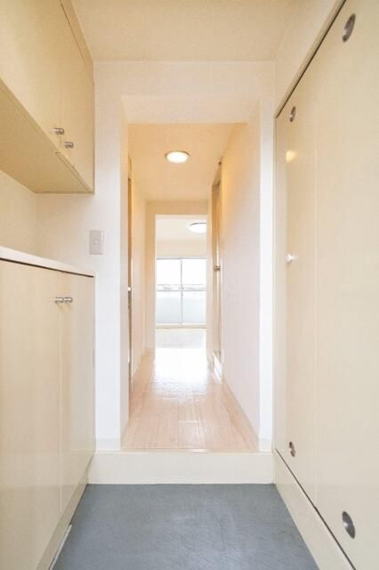 日神パレス西台の玄関