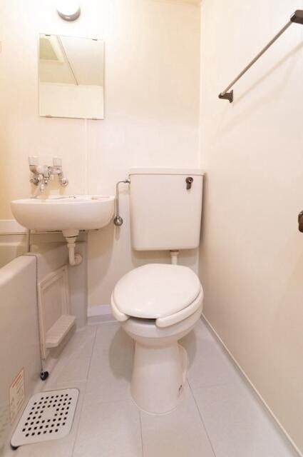 アドレッセンス５１のトイレ