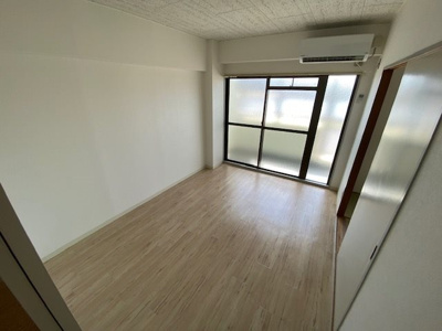 【寝室】 | ネオグランドール伏見