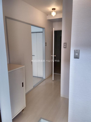 【玄関】 | ネオグランドール伏見