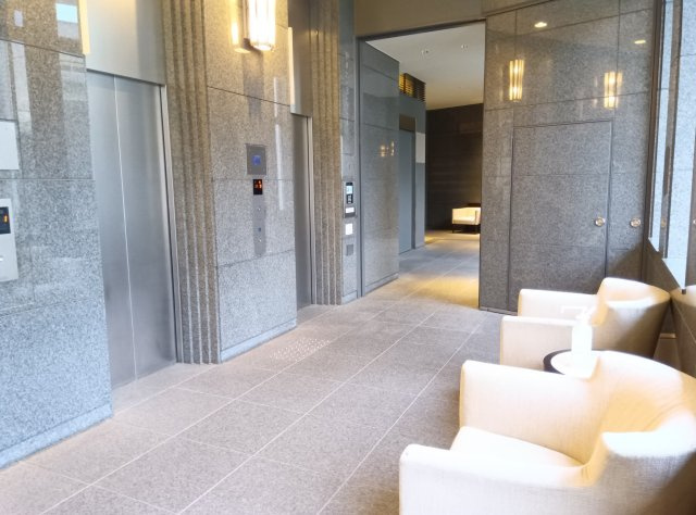 ザ・タワー大阪のロビー