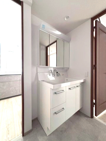 パークハイム旭ヶ丘の独立洗面台