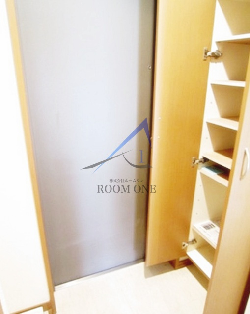 ホームズ御茶ノ水			の玄関|玄関です。