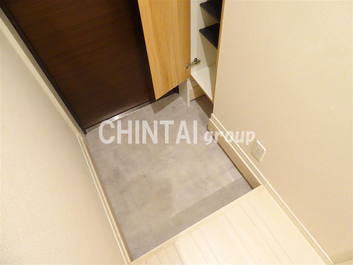 ルーチェ松原の玄関