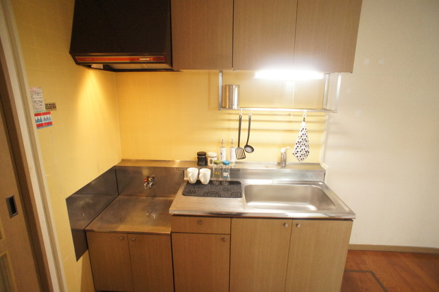 ガーデンヒルズ国分寺台Ｂ棟のキッチン|２口ガスコンロ対応のキッチンです