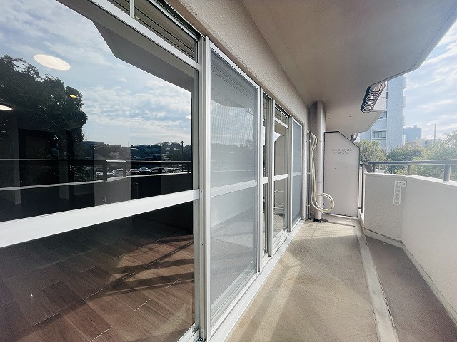 【バルコニー】 | エクセレンス谷