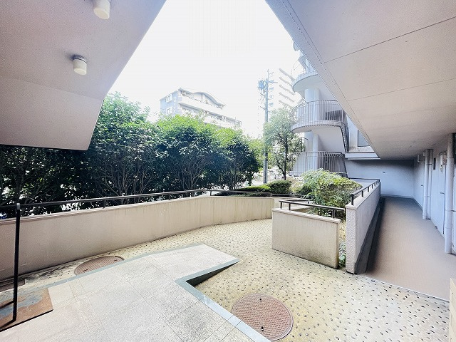  | エクセレンス谷