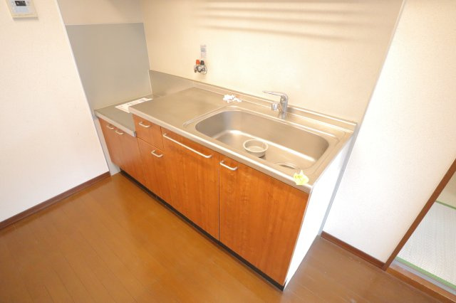 エフメゾンＢの居間・リビング|画像はイメージ図となります。
実際に家具があるわけではありません。