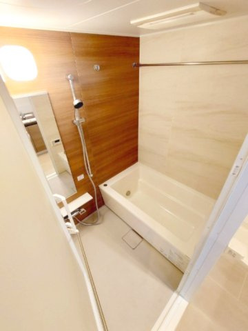 ザ・パークハビオ横浜山手の浴室