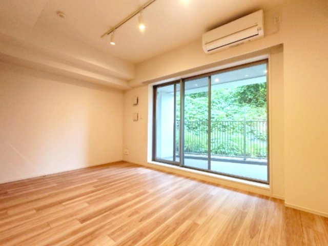 ザ・パークハビオ横浜山手の居間・リビング