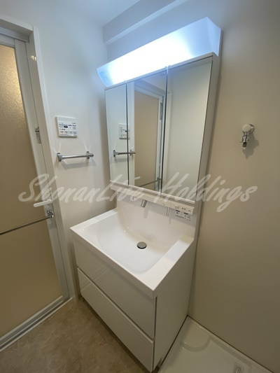 ラフィシア関内の独立洗面台|人気の独立洗面♪