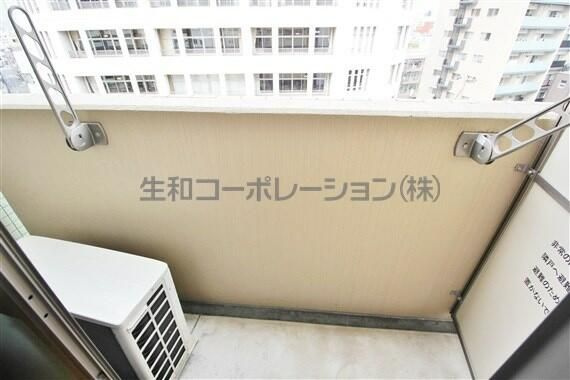 プロムナード岩楯のバルコニー