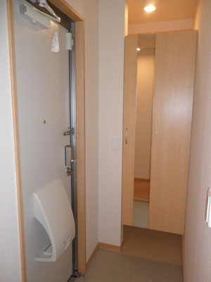 【玄関】 | コーポラスツツミＥ棟