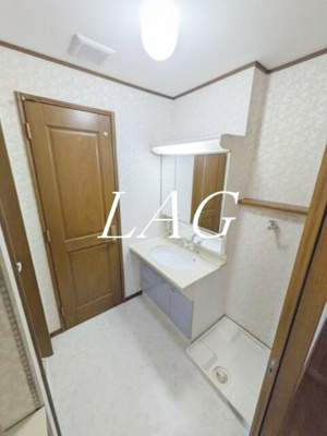 【洗面所】 | グラシアス千歳台 | 洗面台です。