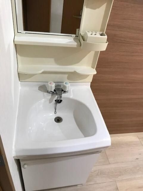 カルナ市谷薬王寺の洗面所