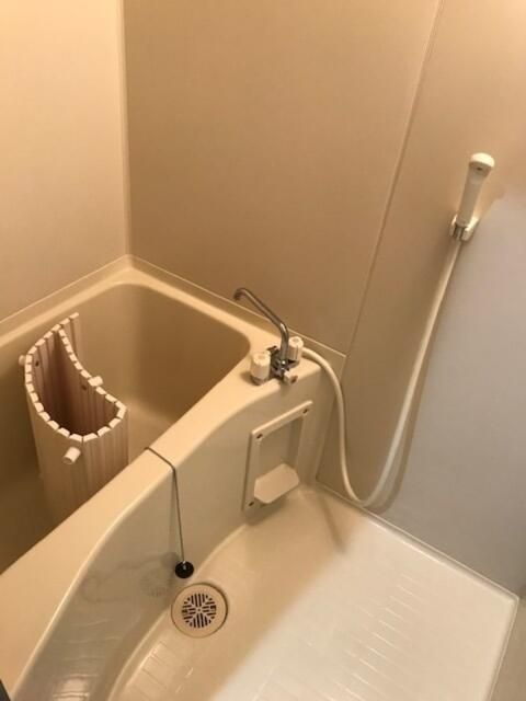 カルナ市谷薬王寺の浴室