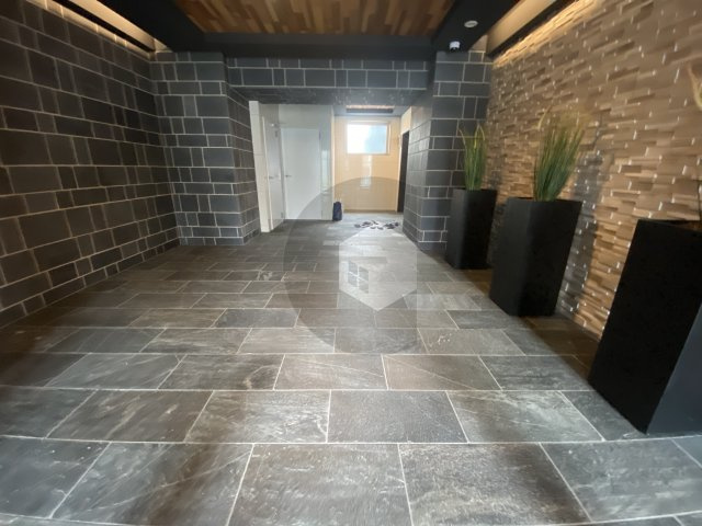 エストワン東大阪２のロビー