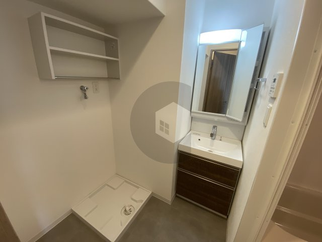 エストワン東大阪２の洗面所