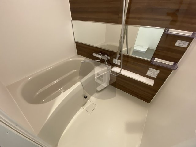 エストワン東大阪２の浴室