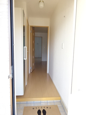 【玄関】 | ラグーナＢ | 玄関