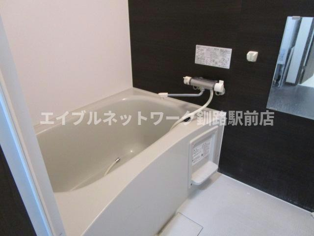 DURARE（ドゥラーレ）の浴室