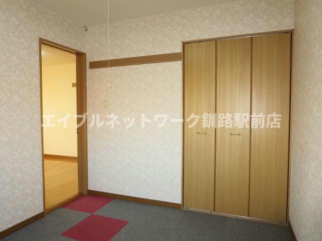 スタンチャリヴィエラⅡの洋室