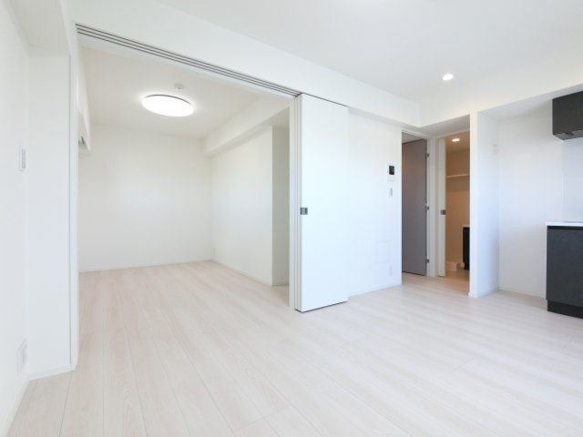 Alivis本八幡の居間・リビング