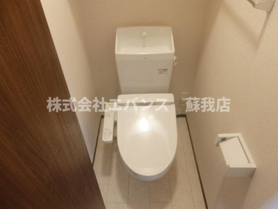 【トイレ】 | グランドゥールA | 落ち着いた色調のトイレです