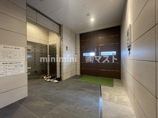 大阪市中央区安土町１丁目の賃貸マンションのロビー