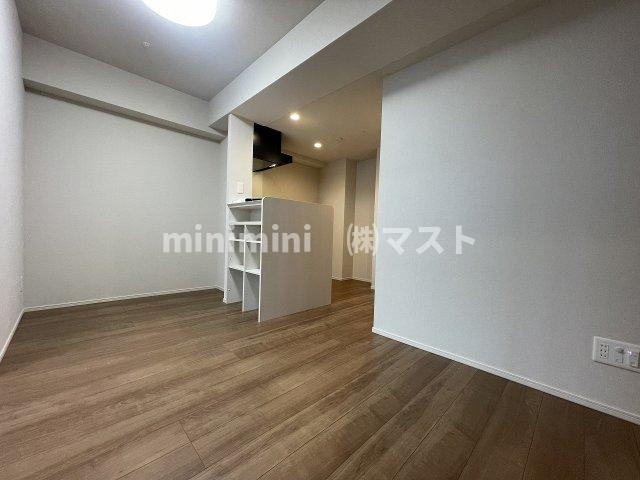 大阪市中央区安土町１丁目の賃貸マンションの居間・リビング