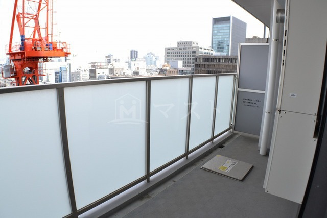 大阪市中央区南本町４丁目の賃貸マンションのバルコニー