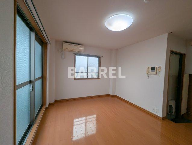 リーソンズコートの居間・リビング